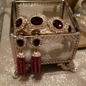 Bracelet and earrings